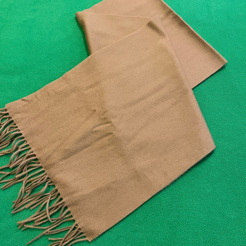 100% Cashmere Scarf NWT